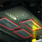 Flashforge® 530 XHD: Impresora 3D de cera para joyería de alta resolución extrema con triple cabezal de impresión